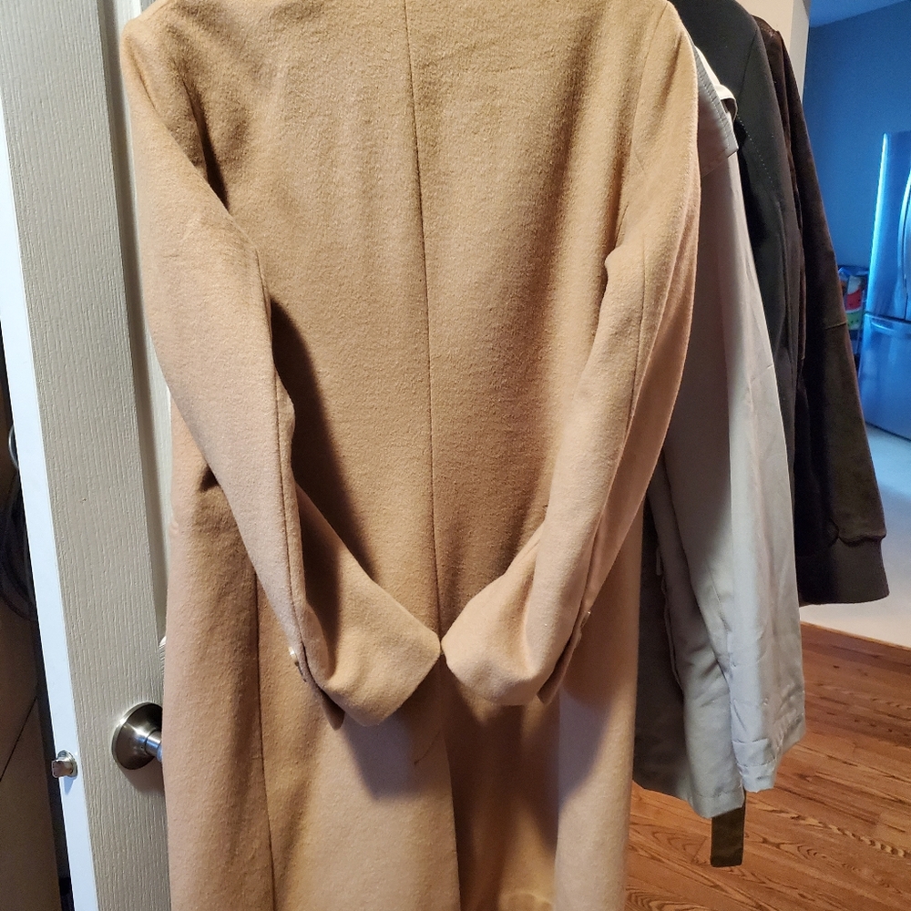 Womens overcoat - Picture 2 of 8
